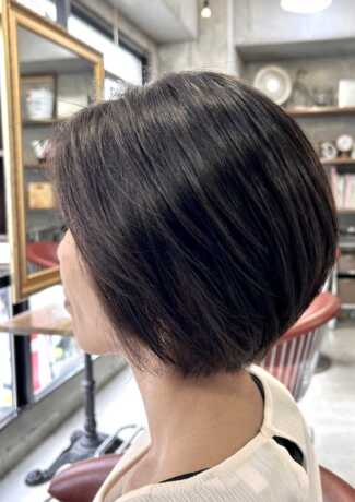ショートボブ×ナチュラルレイヤー サロンギャラリー  ヘアカタログ 