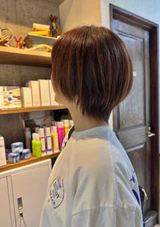 大人のショートヘア サロンギャラリー  ヘアカタログ 