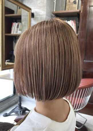 ショートボブ×ハイライトベージュ サロンギャラリー  ヘアカタログ 